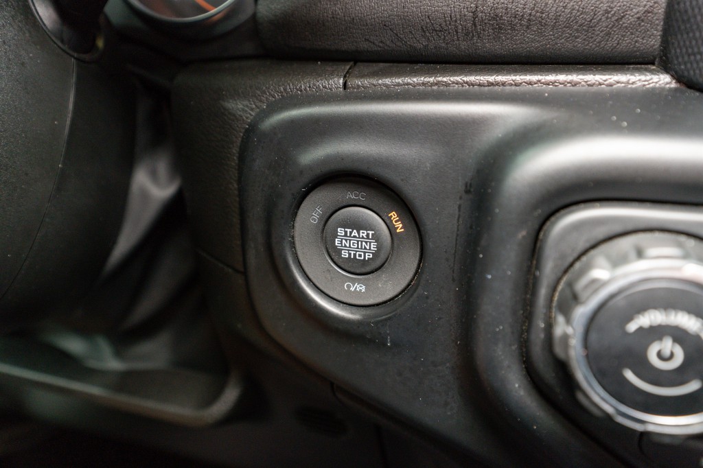2023 Jeep Gladiator Image 30