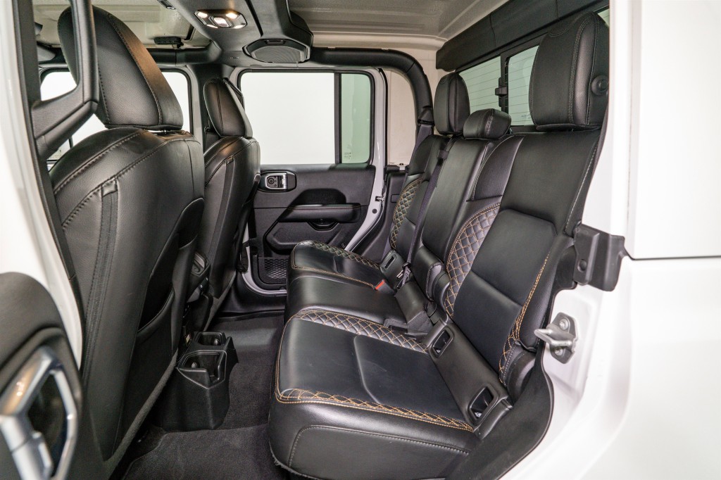 2023 Jeep Gladiator Image 32