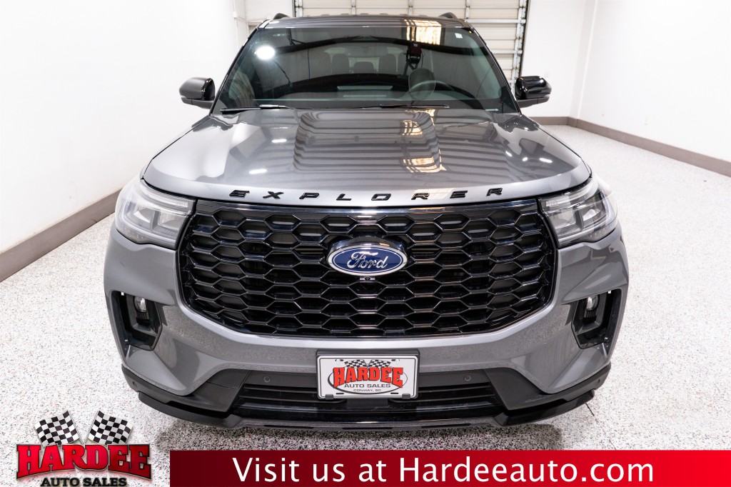 2025 Ford Explorer Image 7