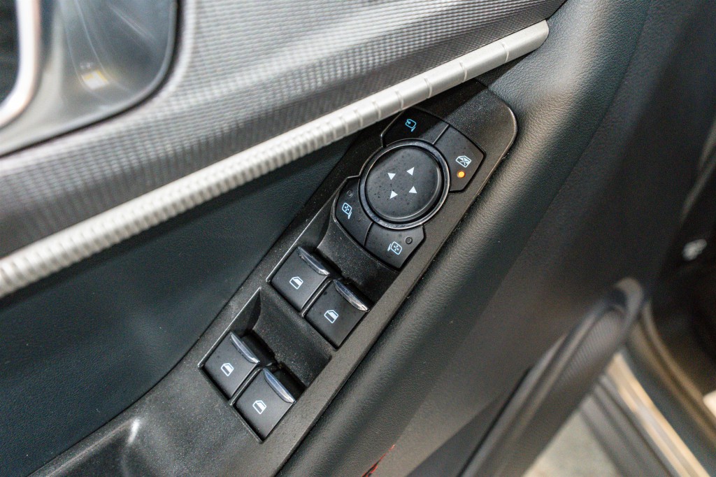 2025 Ford Explorer Image 15