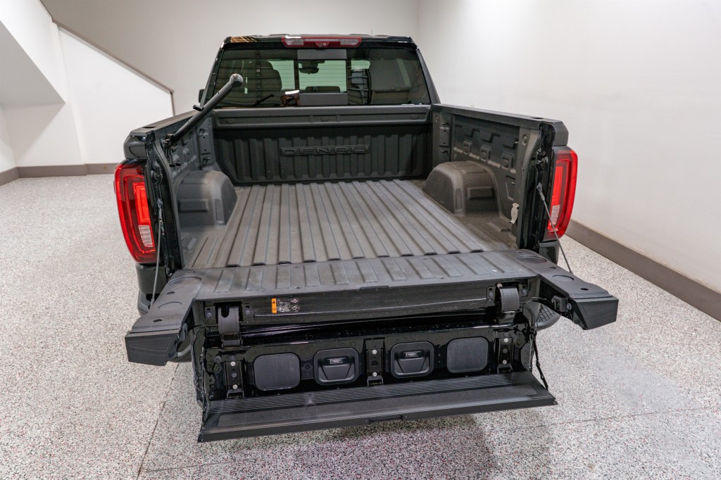 2023 GMC Sierra 1500 Image 11