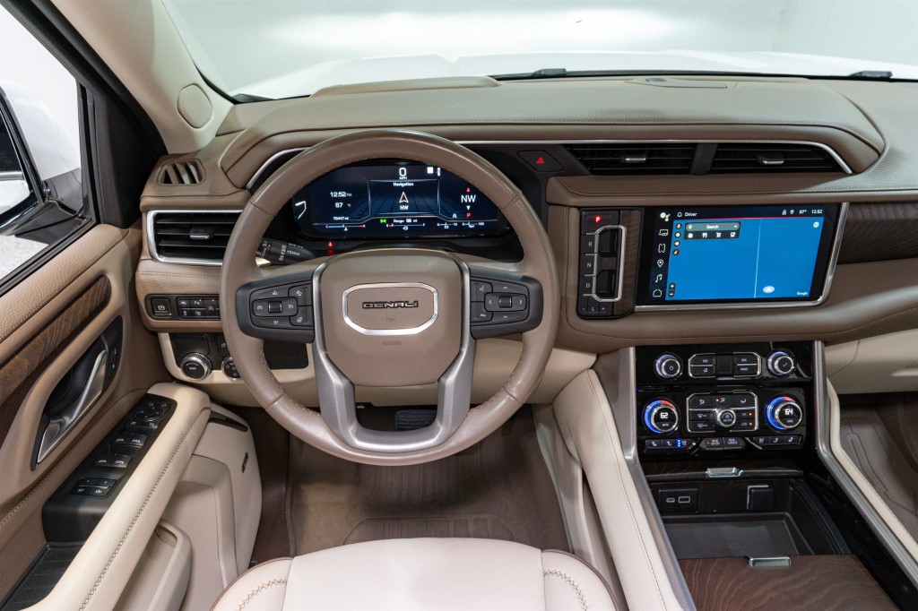 2022 GMC Yukon Image 11