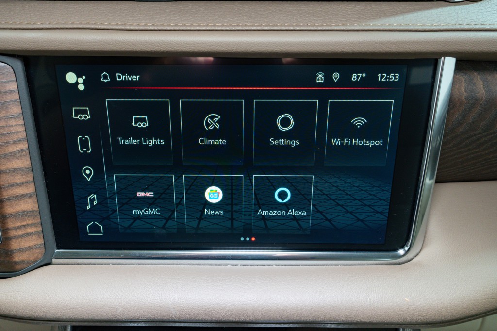 2022 GMC Yukon Image 18