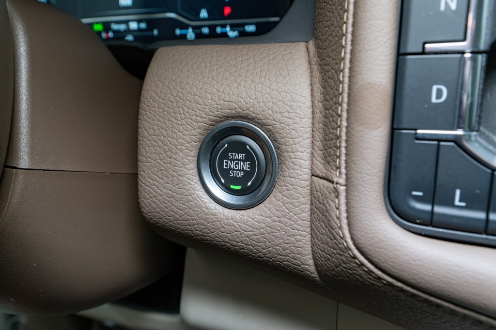 2022 GMC Yukon Image 25