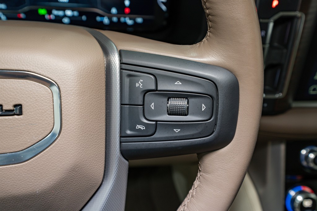 2022 GMC Yukon Image 27