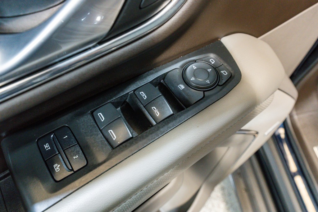 2022 GMC Yukon Image 14