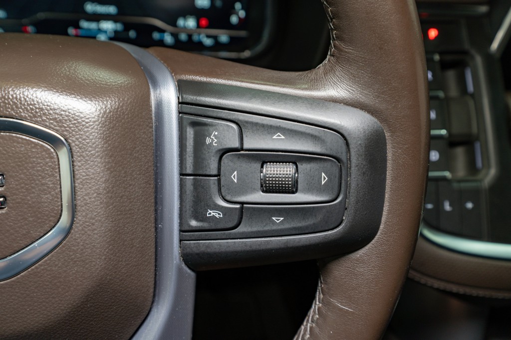 2022 GMC Yukon Image 25