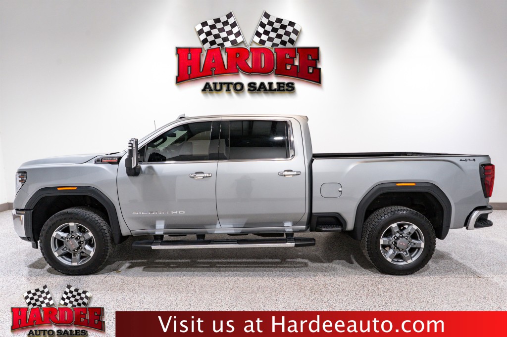 2025 GMC Sierra 2500 Image 1