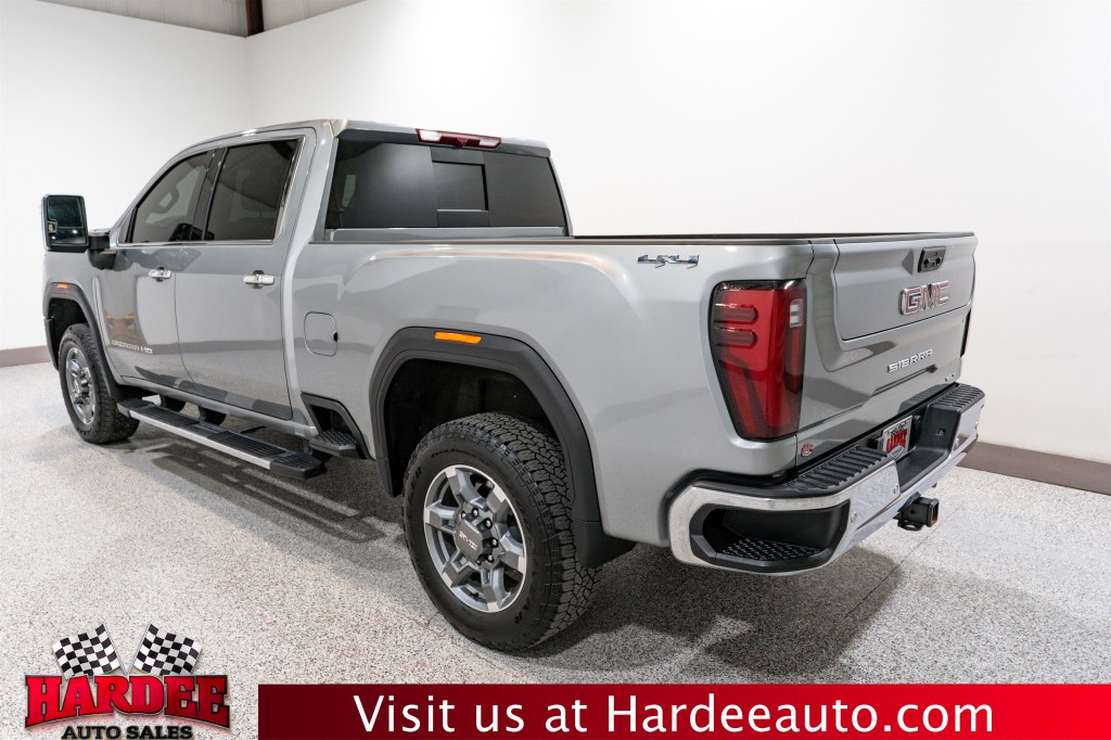 2025 GMC Sierra 2500 Image 3