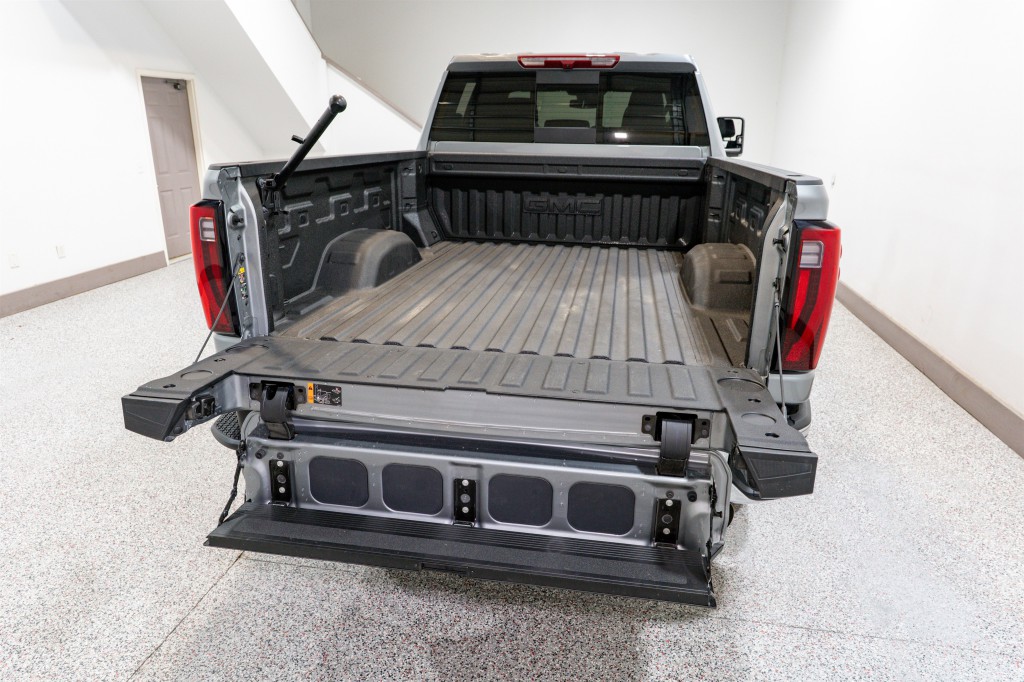 2025 GMC Sierra 2500 Image 11