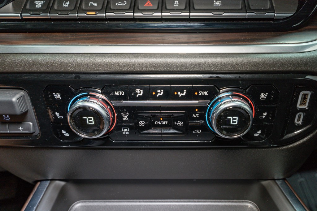 2025 GMC Sierra 2500 Image 25