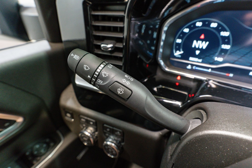 2025 GMC Sierra 2500 Image 32