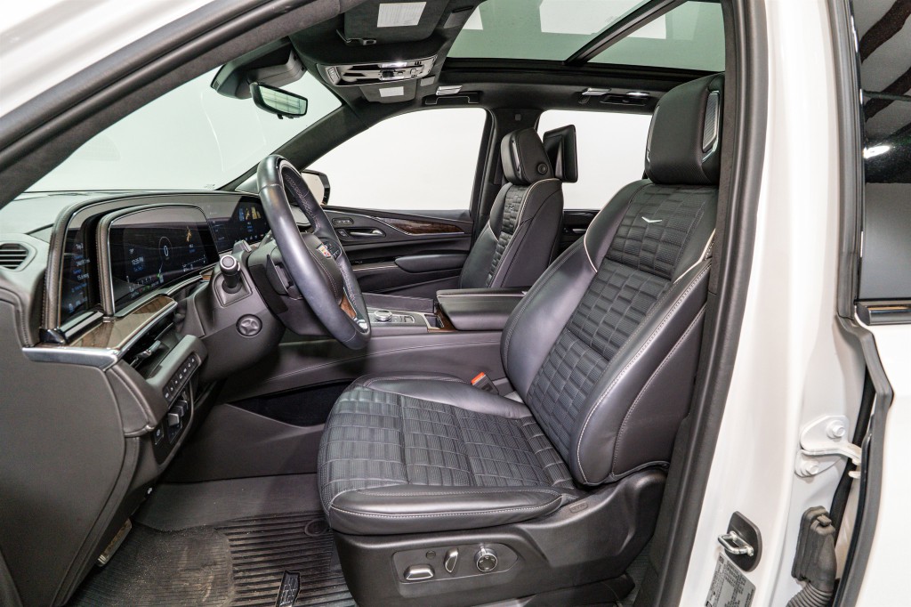 2024 Cadillac Escalade Image 18