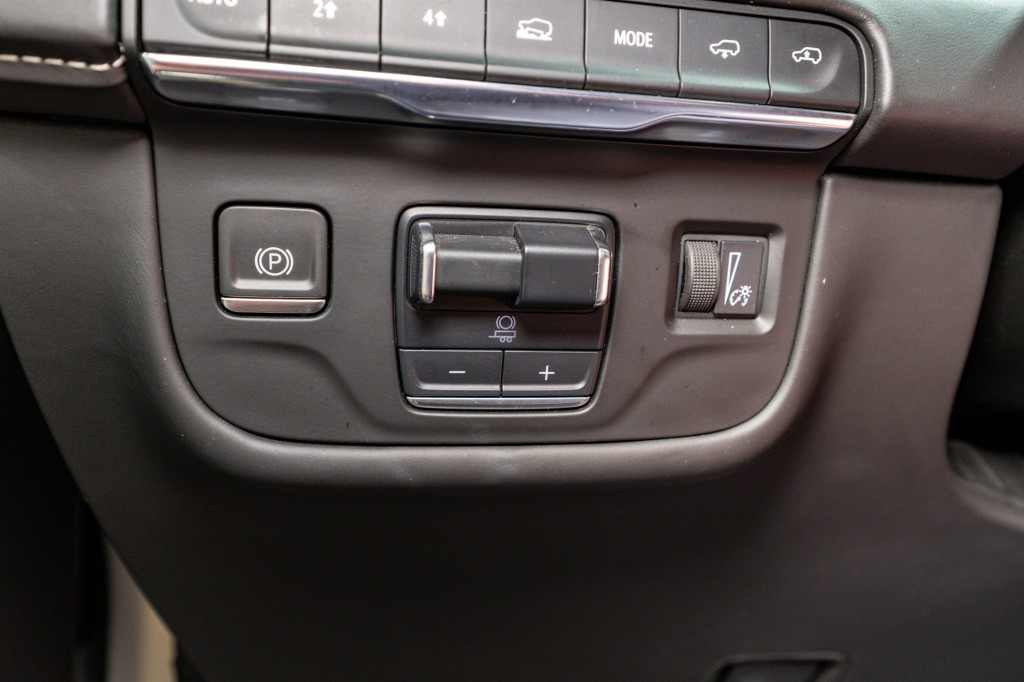 2024 Cadillac Escalade Image 37