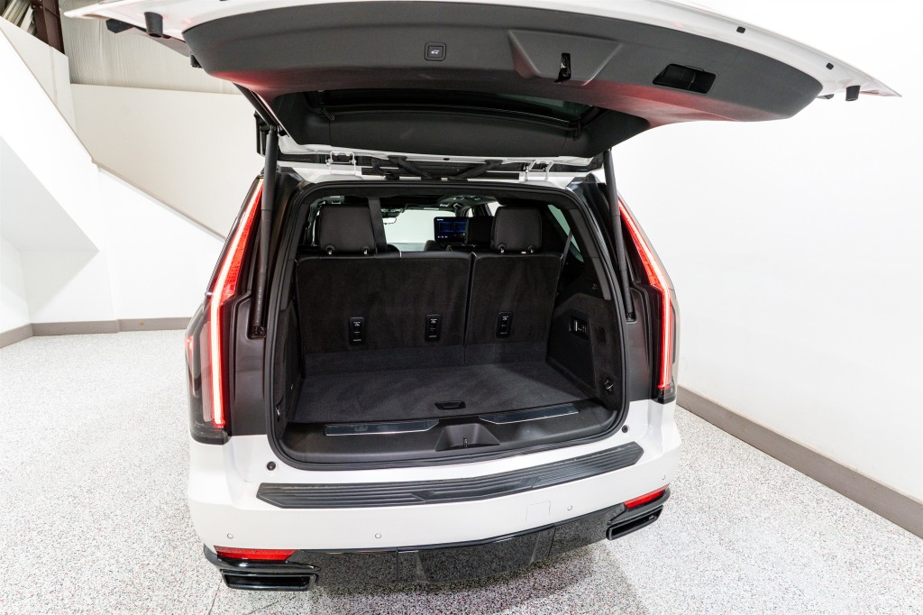 2024 Cadillac Escalade Image 41