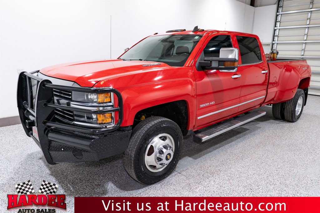 2015 Chevrolet Silverado 1500 Image 2