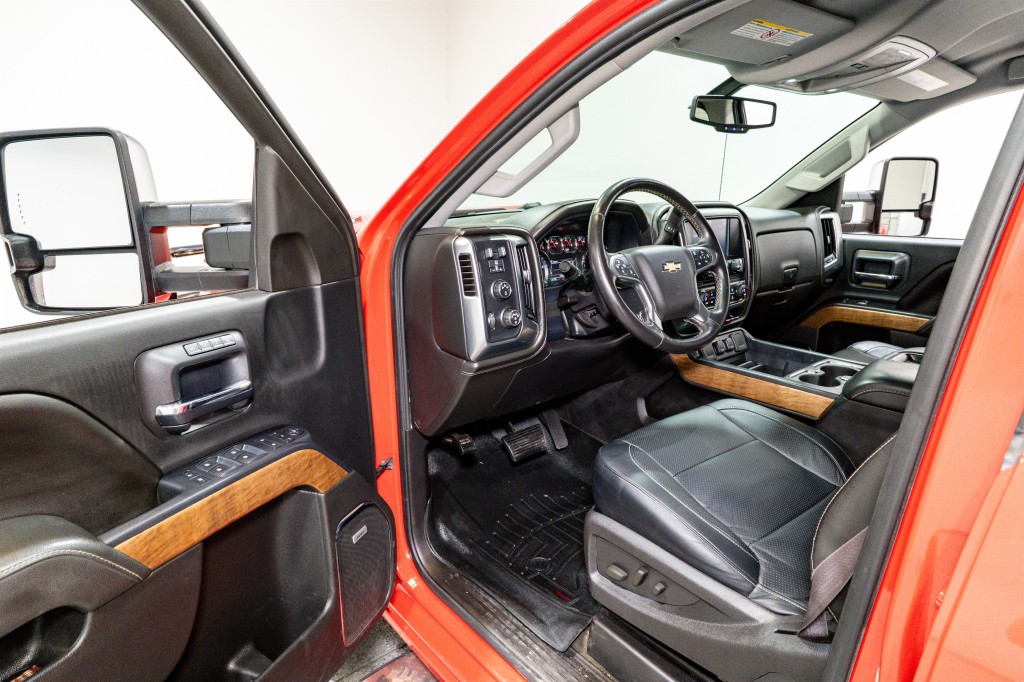 2015 Chevrolet Silverado 1500 Image 14