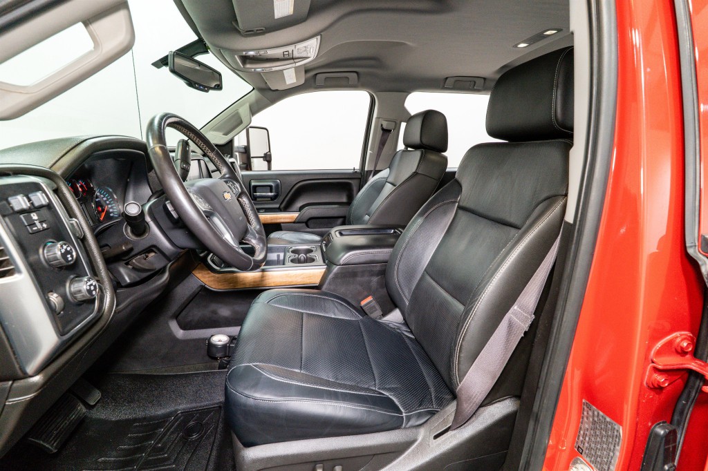 2015 Chevrolet Silverado 1500 Image 18