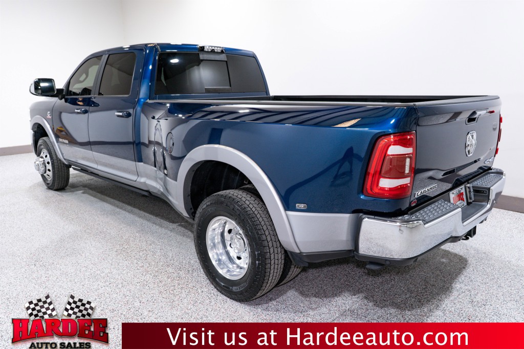 2019 RAM 3500 Image 3