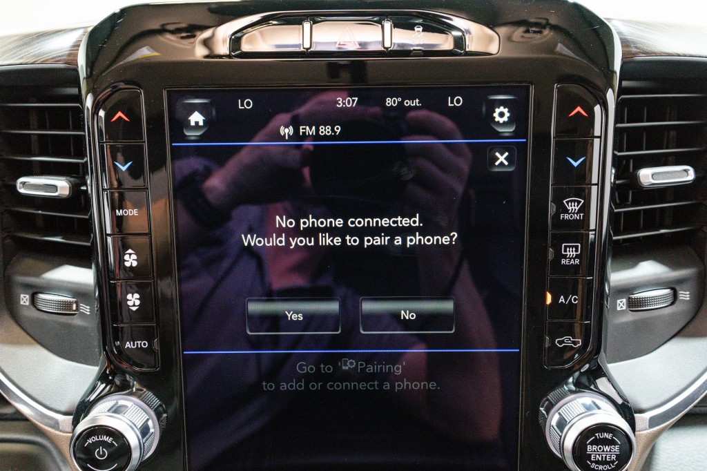 2019 RAM 3500 Image 24