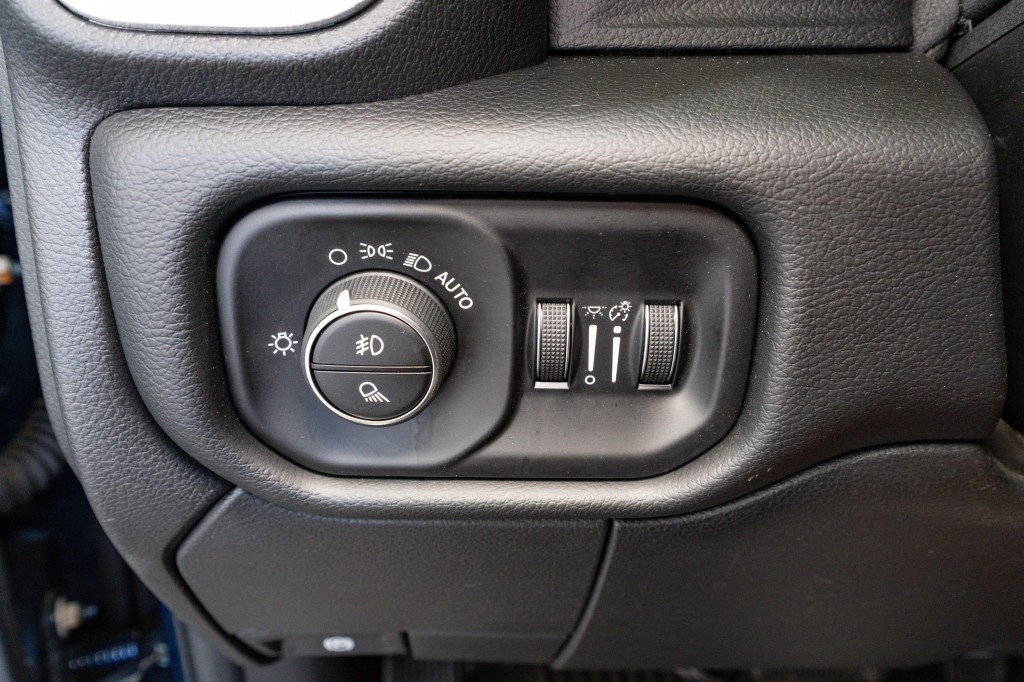 2019 RAM 3500 Image 36