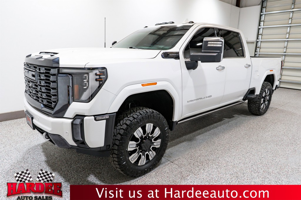 2024 GMC Sierra 2500 Image 2