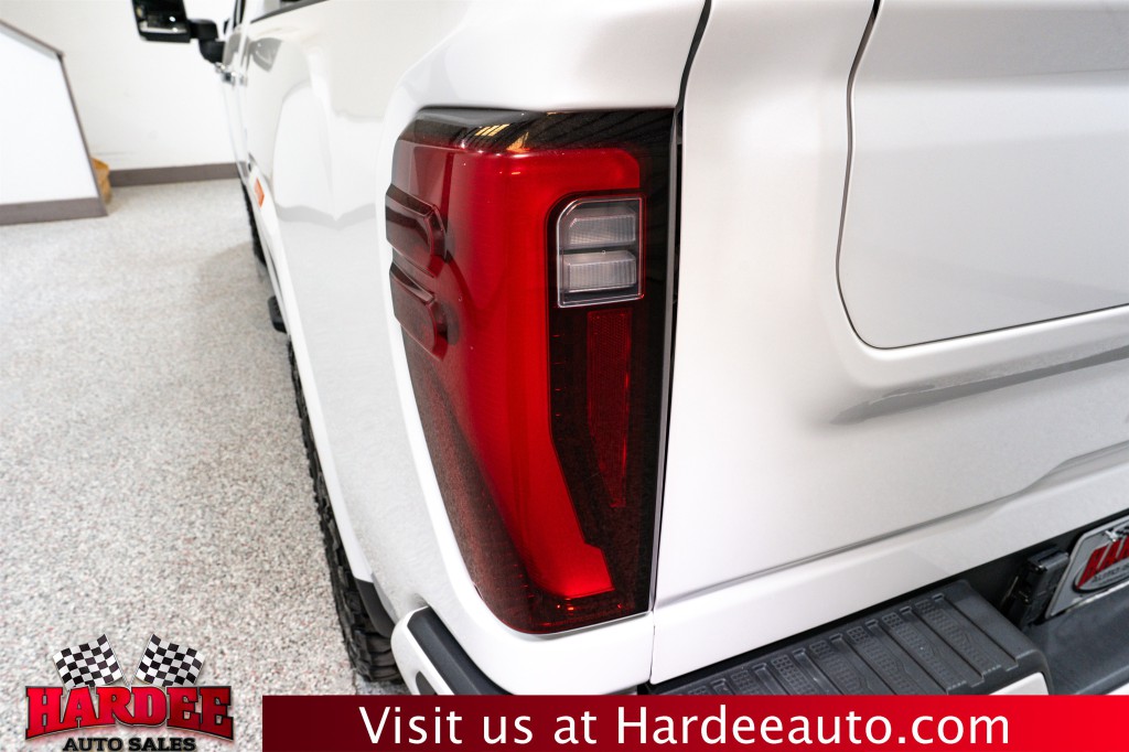 2024 GMC Sierra 2500 Image 9