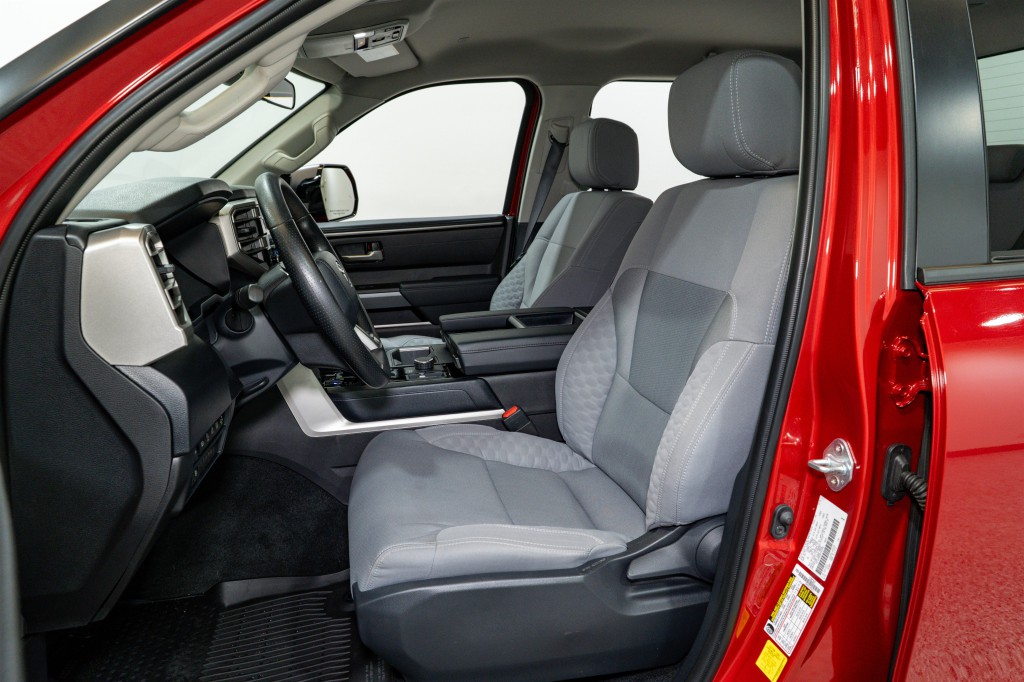 2024 Toyota Tundra Image 16