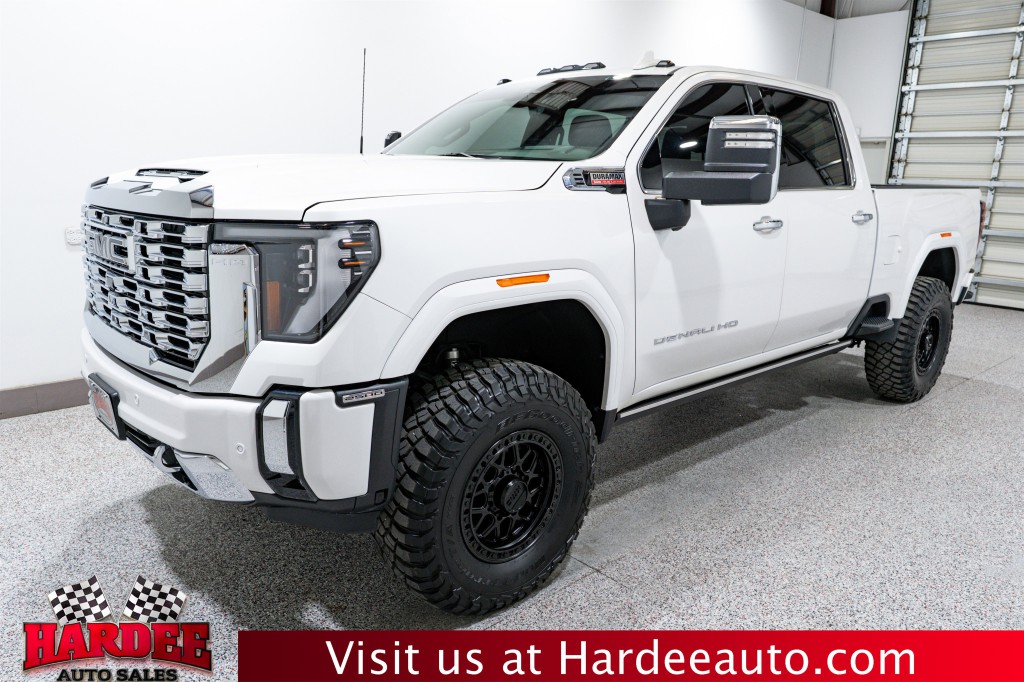 2024 GMC Sierra 2500 Image 2