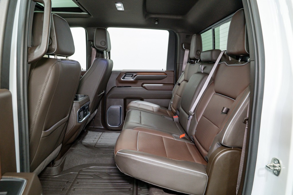 2024 GMC Sierra 2500 Image 38