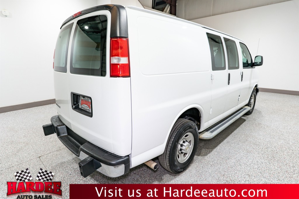 2023 Chevrolet Express Image 5