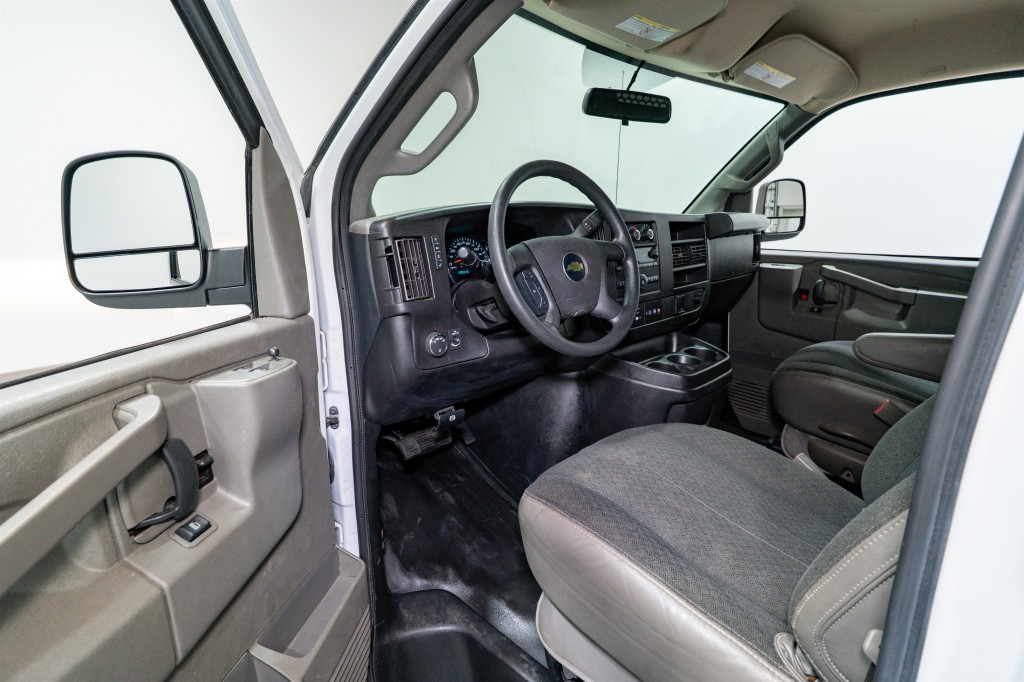 2023 Chevrolet Express Image 13