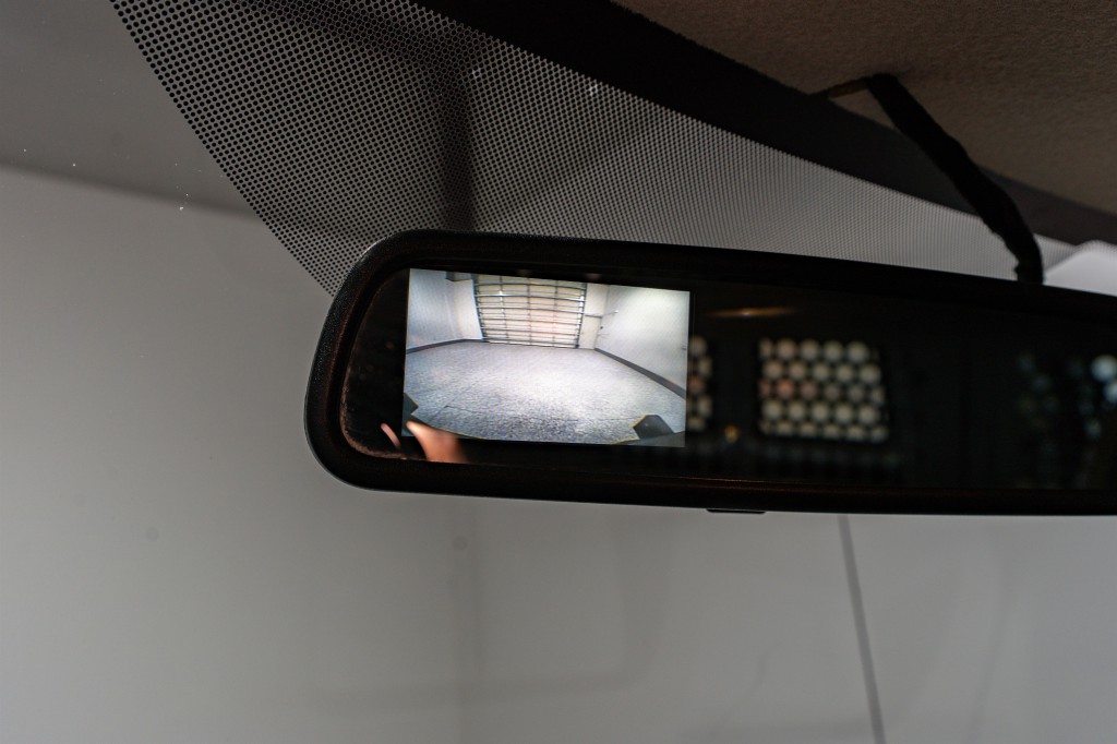 2023 GMC Savana Image 19
