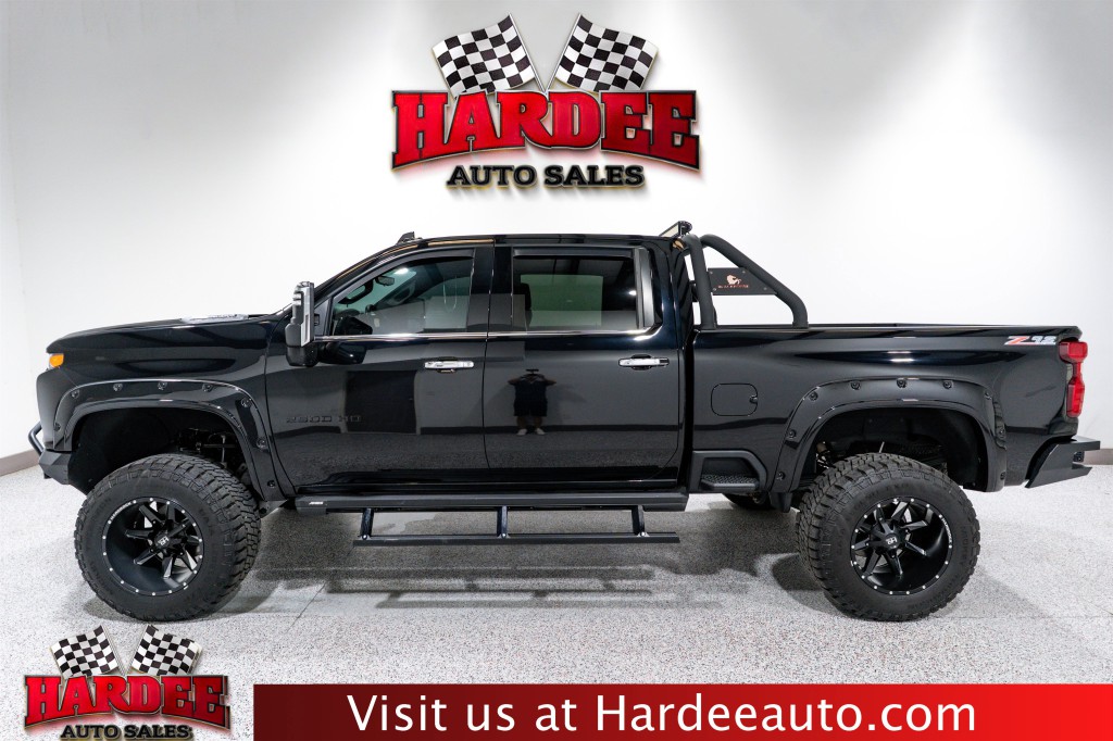 2020 Chevrolet Silverado 1500 Image 1