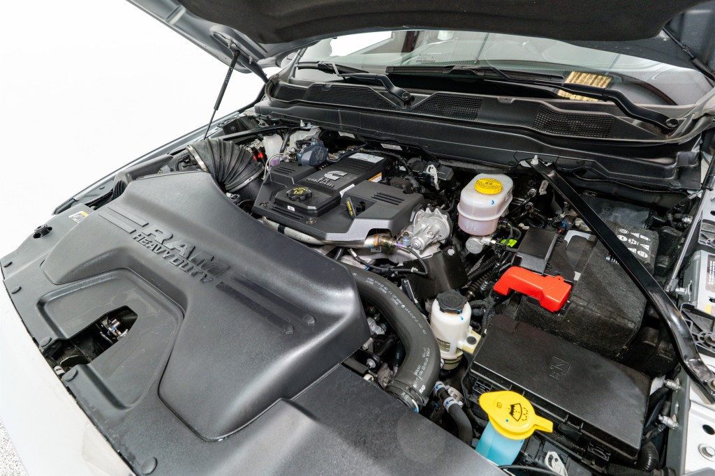 2024 RAM 2500 Image 36