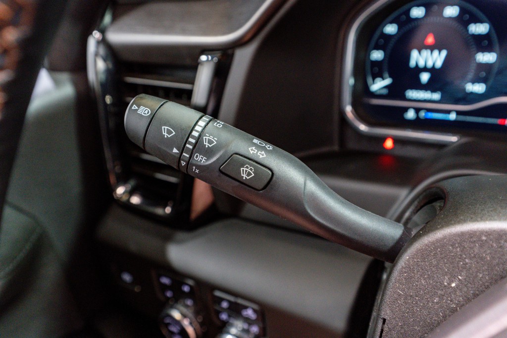 2025 GMC Sierra 1500 Image 32