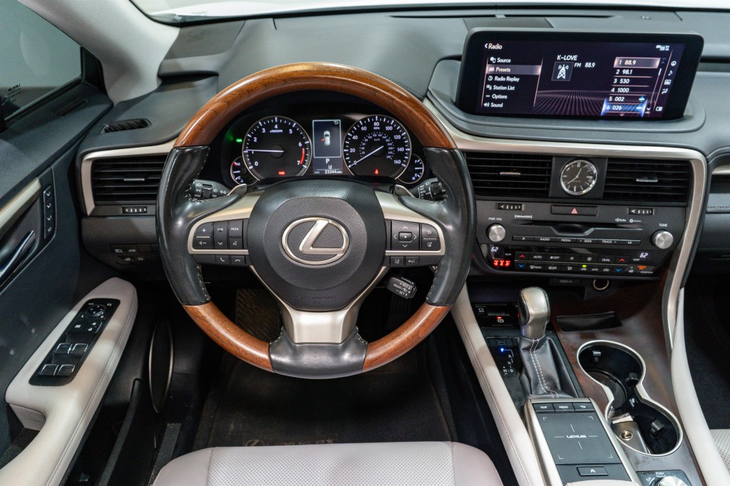 2022 Lexus RX Image 11