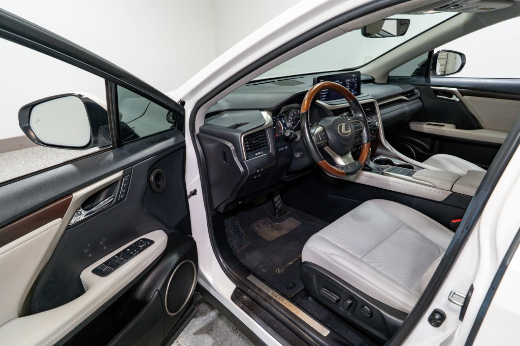 2022 Lexus RX Image 12