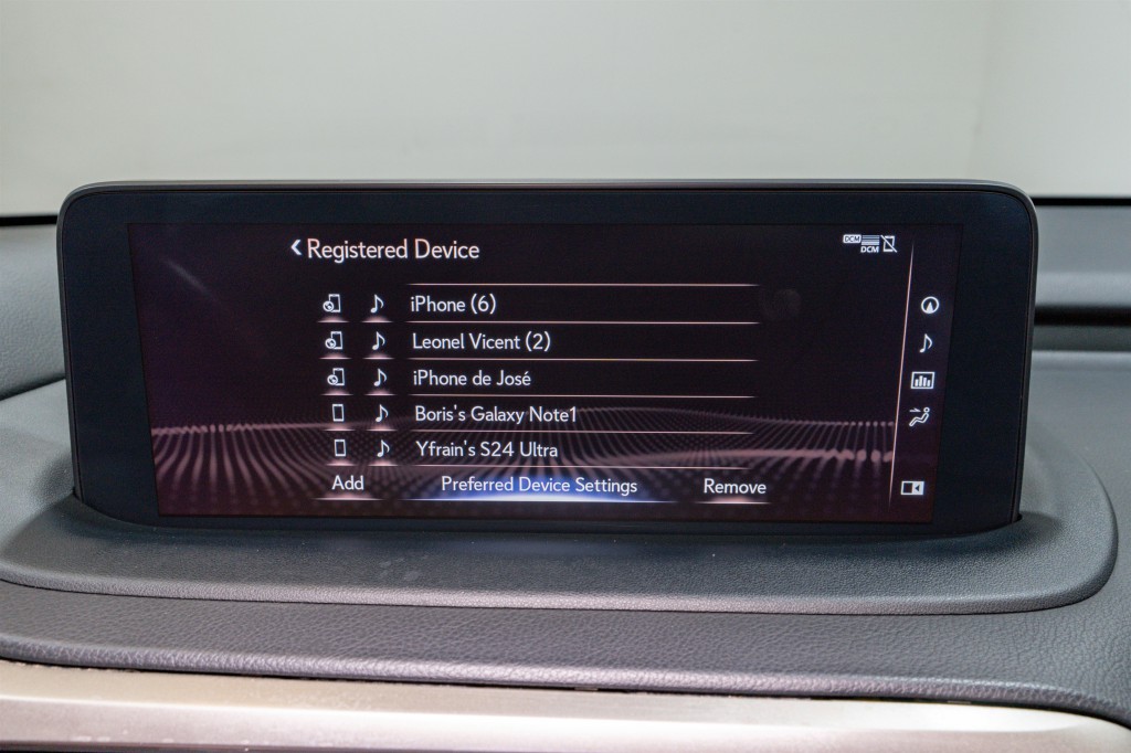 2022 Lexus RX Image 20