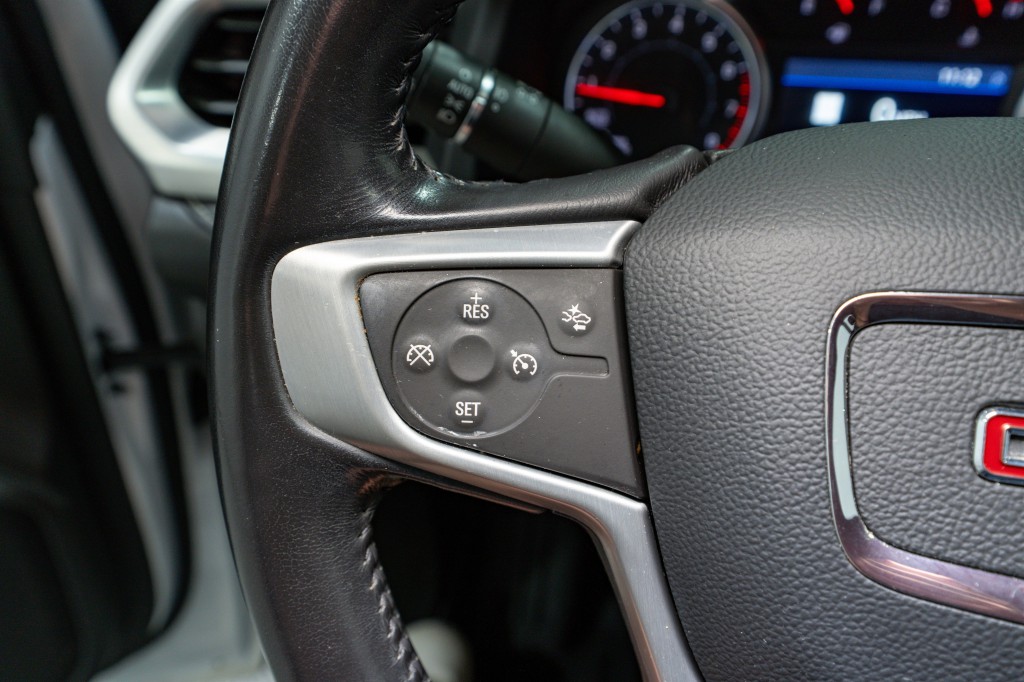 2021 GMC Acadia Image 30