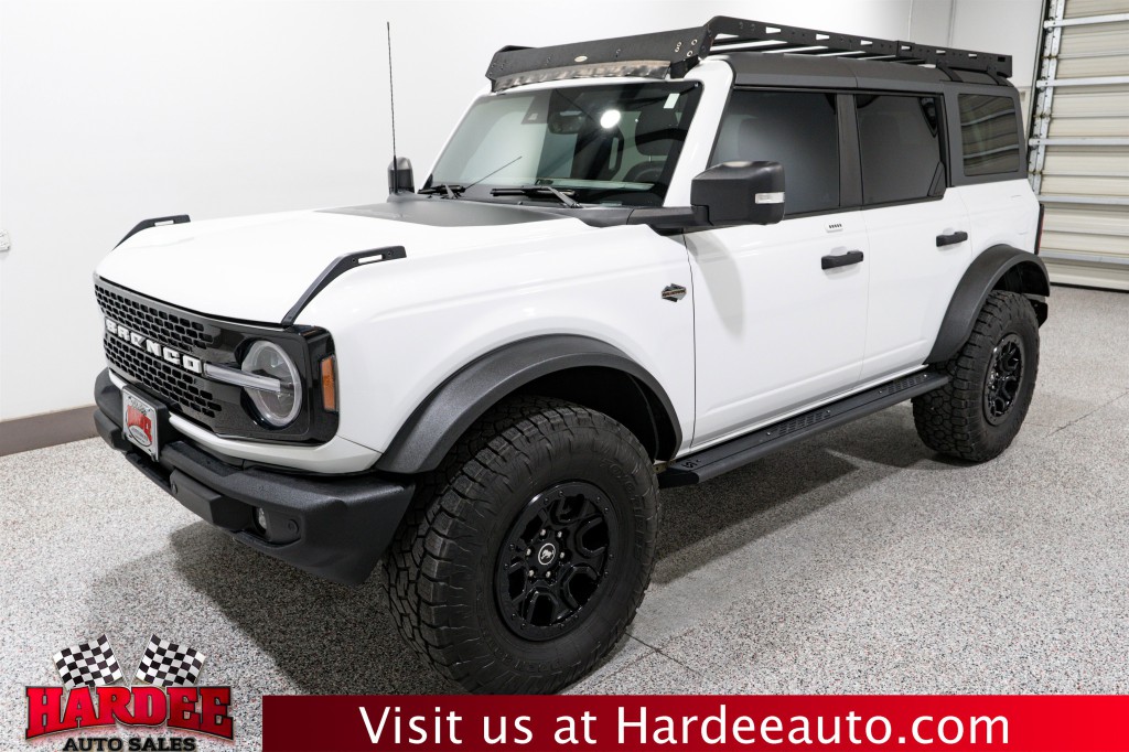 2022 Ford Bronco Image 2