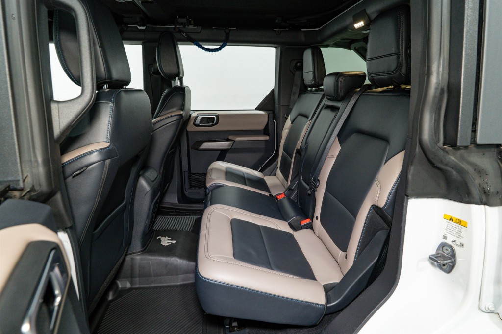 2022 Ford Bronco Image 33