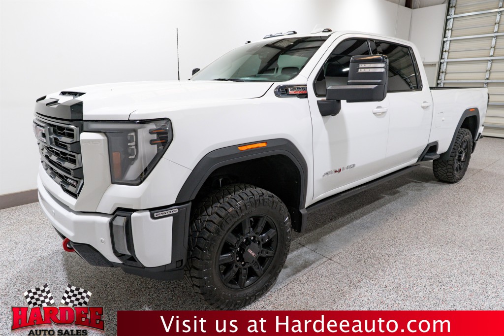 2024 GMC Sierra 2500 Image 2