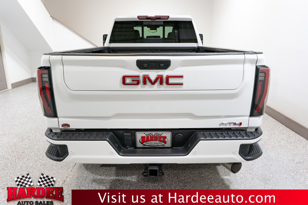 2024 GMC Sierra 2500 Image 4