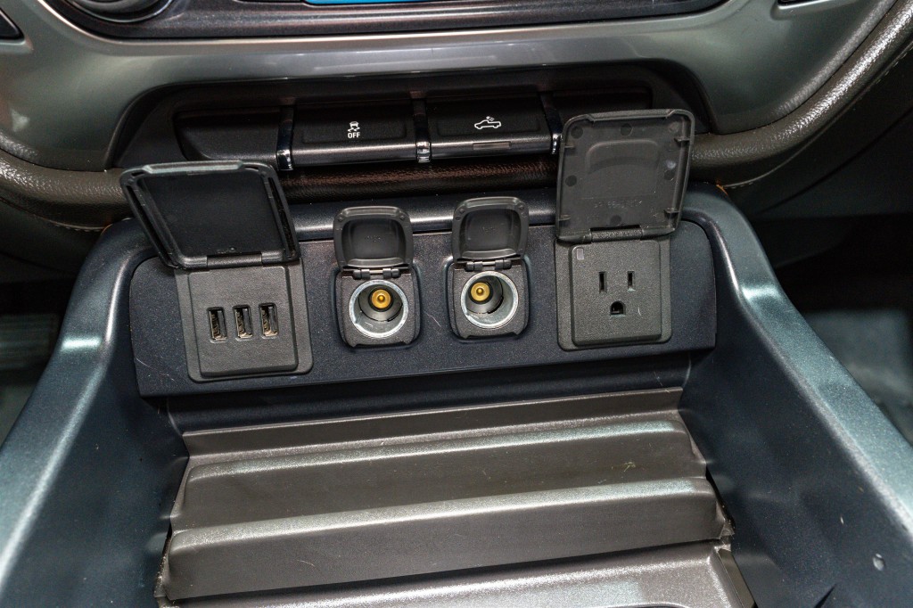 2015 Chevrolet Silverado 1500 Image 23