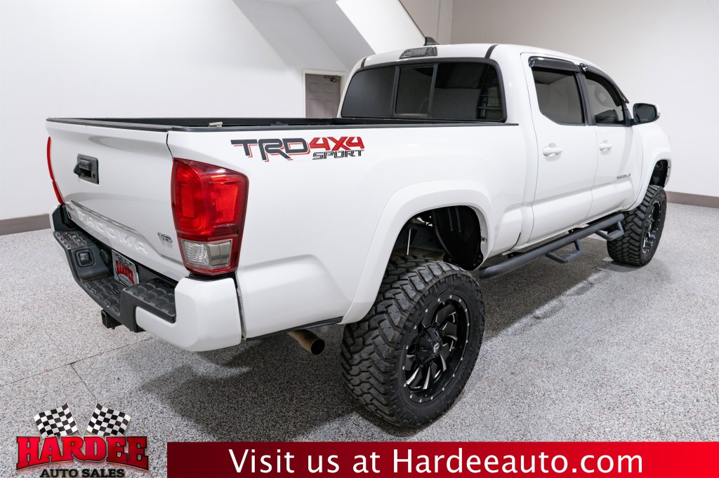 2016 Toyota Tacoma Image 5