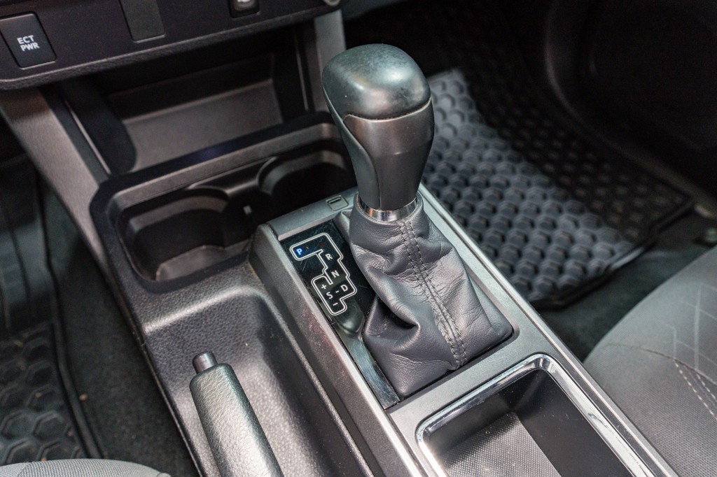 2016 Toyota Tacoma Image 21