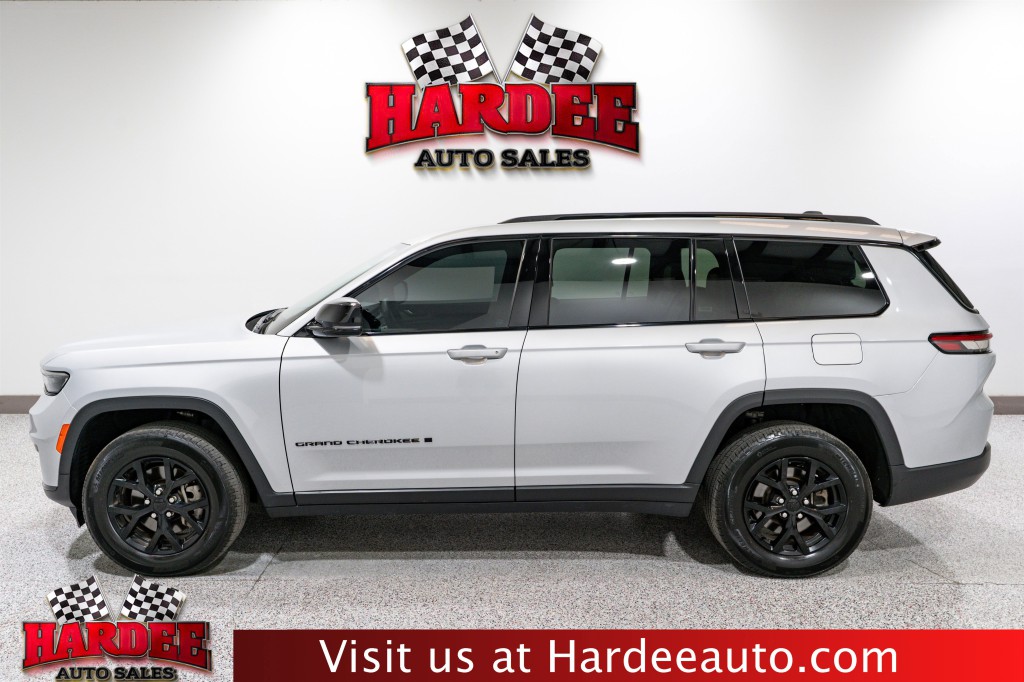 2024 Jeep Grand Cherokee Image 1