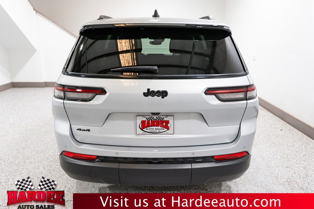 2024 Jeep Grand Cherokee Image 4