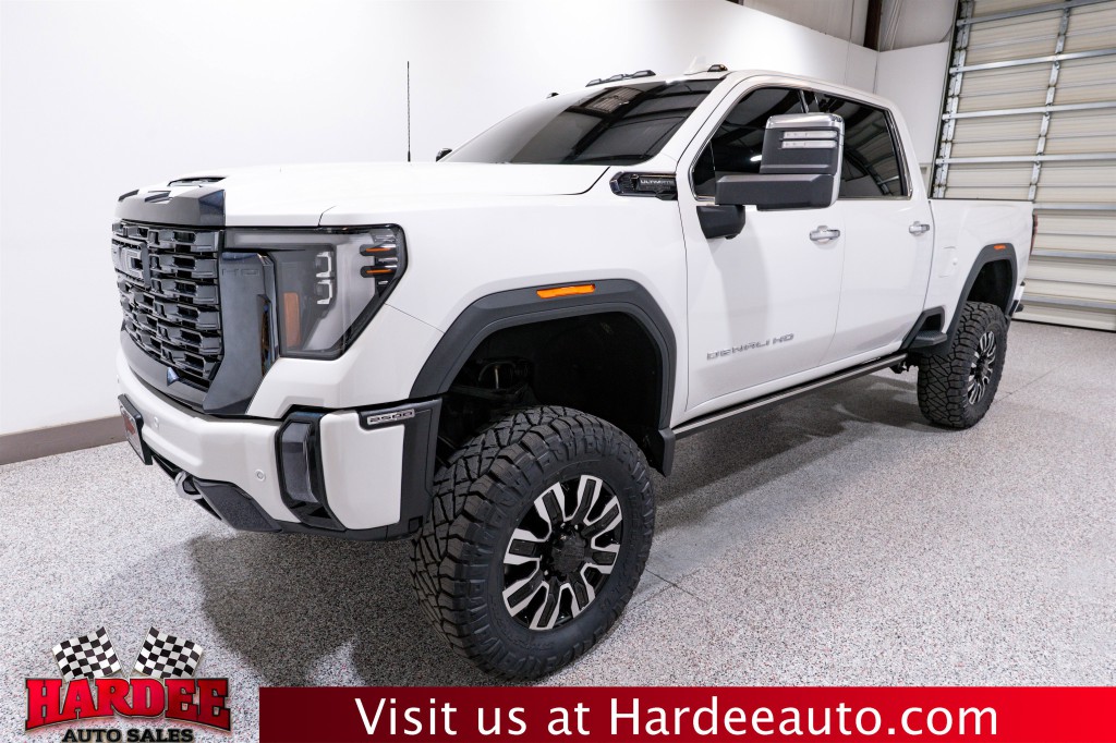 2024 GMC Sierra 2500 Image 2